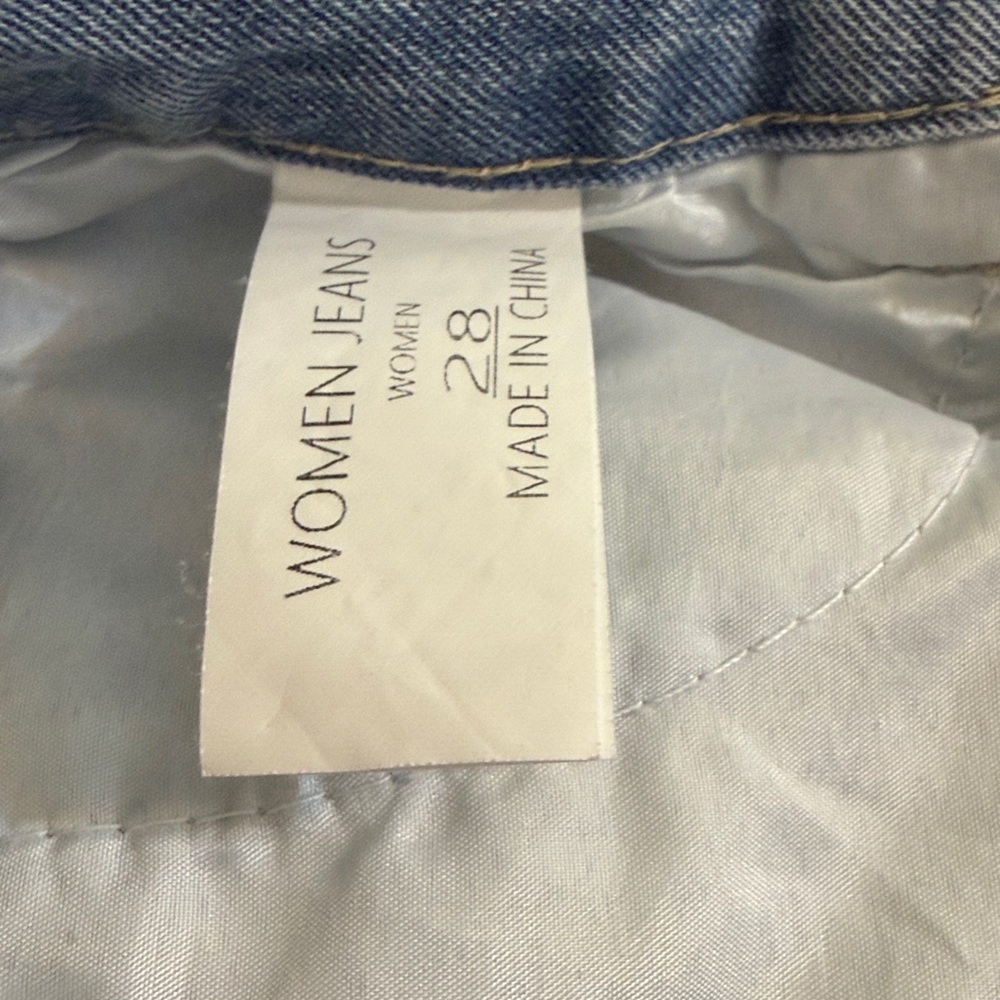 Trendy Light Blue Distressed Boyfriend Jeans - Picture 4 of 5